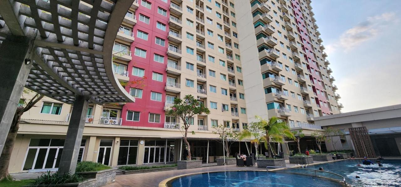 Apartemen Solo Paragon By Cariapartemen-Id Bonorejo エクステリア 写真