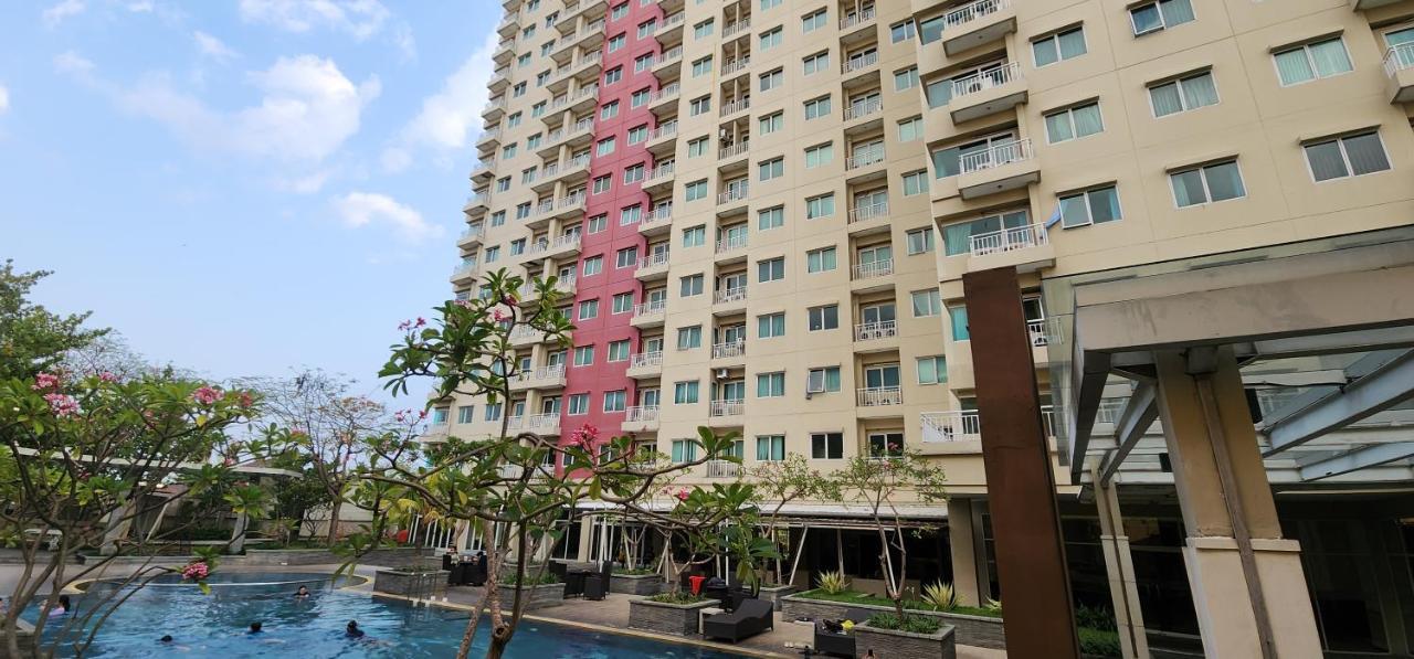 Apartemen Solo Paragon By Cariapartemen-Id Bonorejo エクステリア 写真